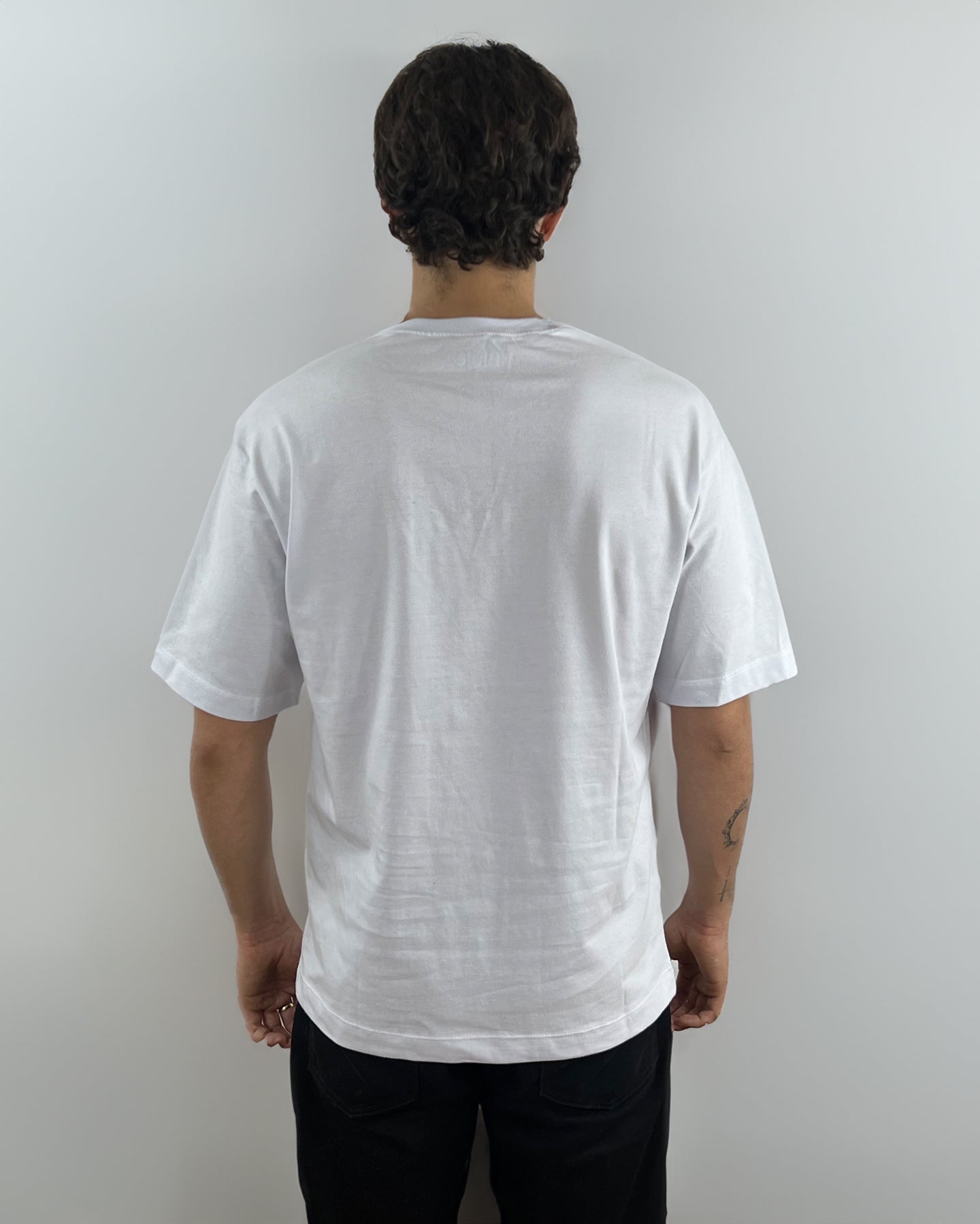 Camiseta Oversized Unisex Resilient Blanco