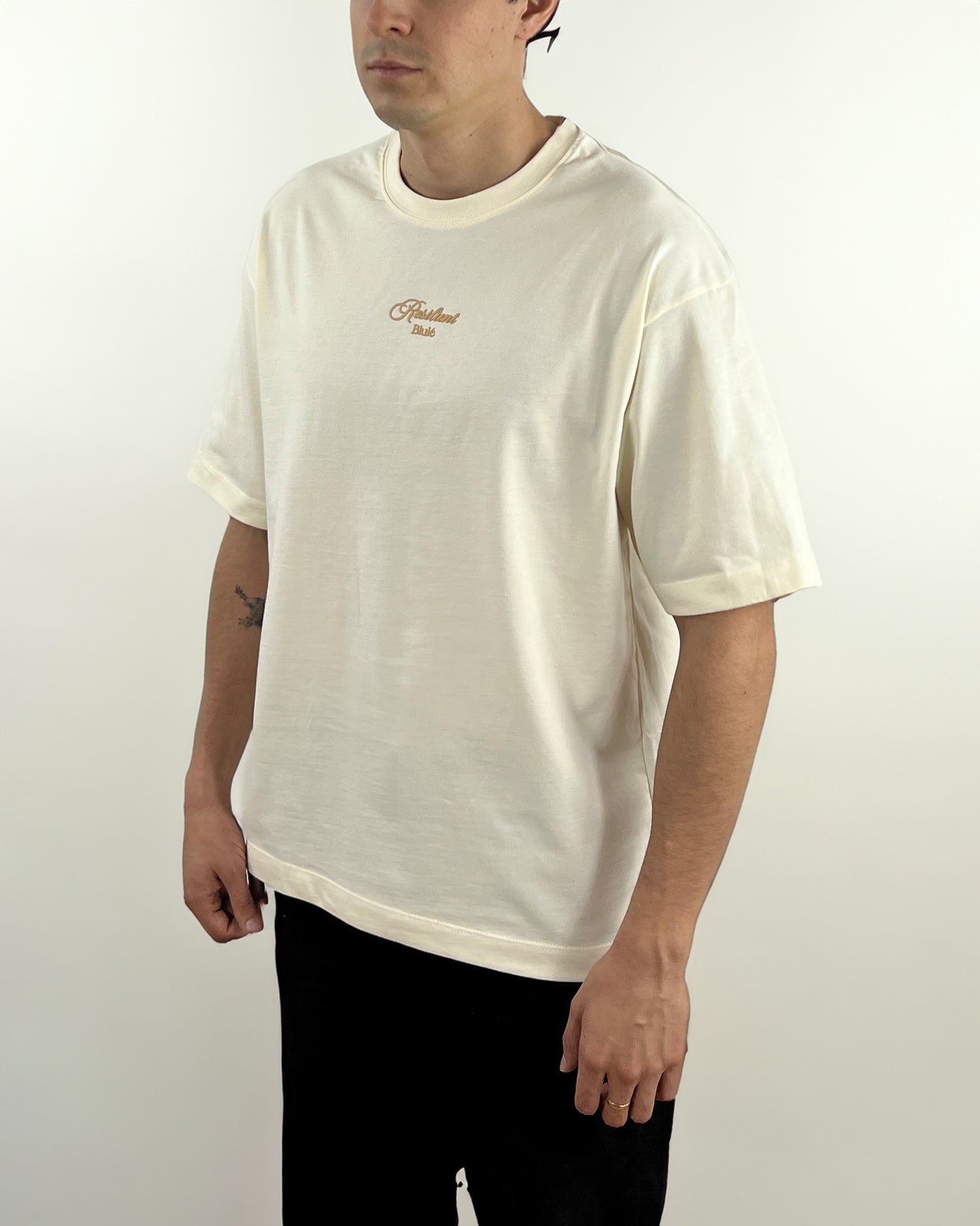 Camiseta Unisex Oversized Resilient Vainilla