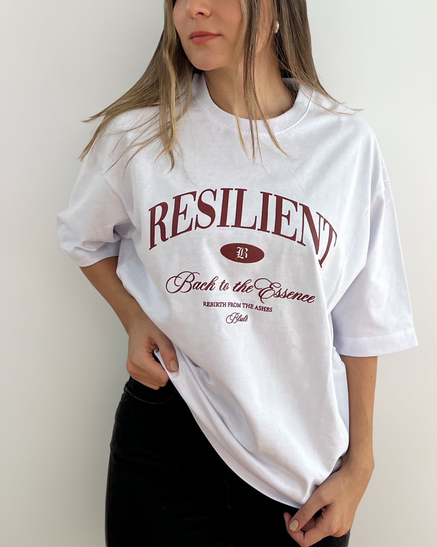 Camiseta Unisex Oversized Back to the essence Vino-Blanco