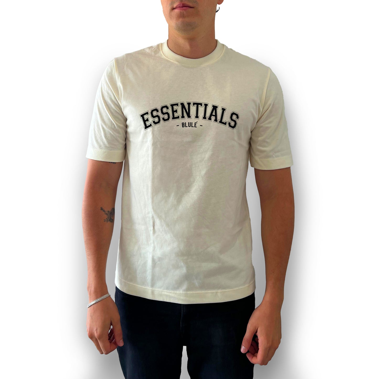 Camiseta Regular Fit Unisex Essentials Vainilla